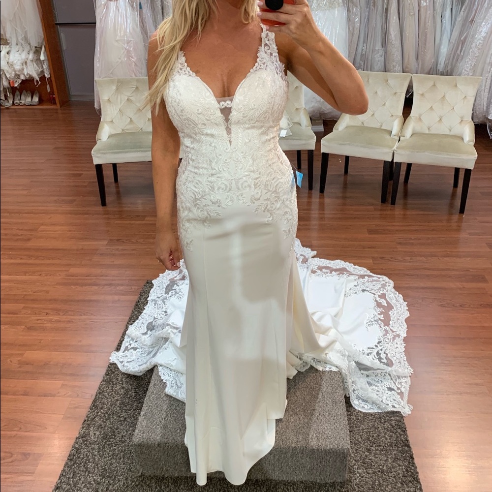NEW Wedding Dress